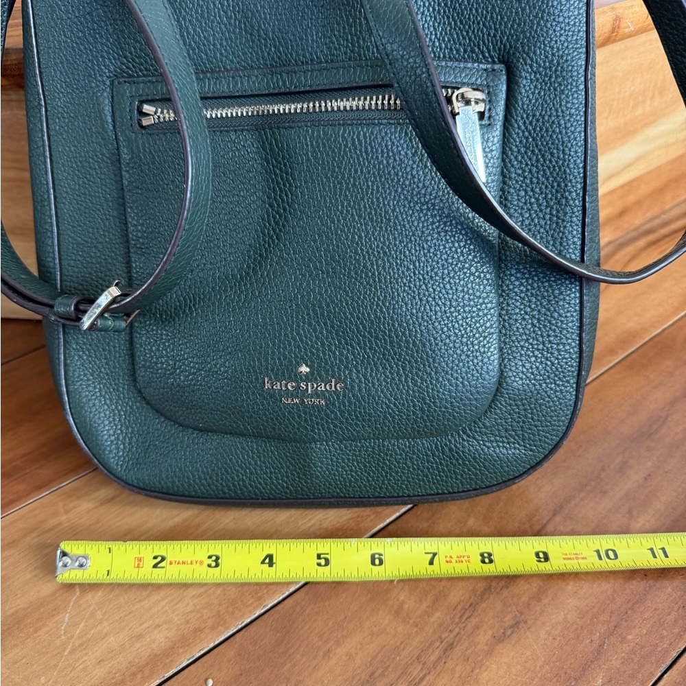 Kate Spade Forest Green Crossbody Minimal Chic Capsule Wardrobe Everyday Luxury - Picture 10 of 12